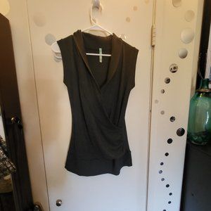 BELLA  open  neck sweater